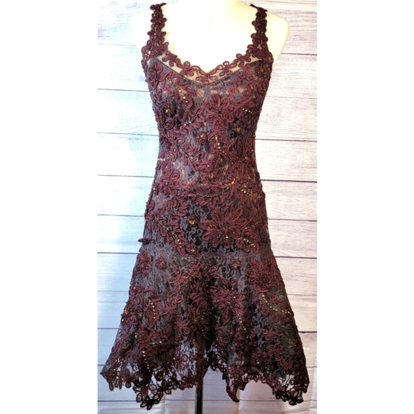 SUE WONG Nocturne Womens Evening Dress Size 4 Burgundy Lace Embroidered Beaded